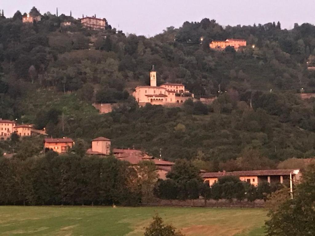 B&B I Colli Di Bergamo Alta Valbrembo Ngoại thất bức ảnh